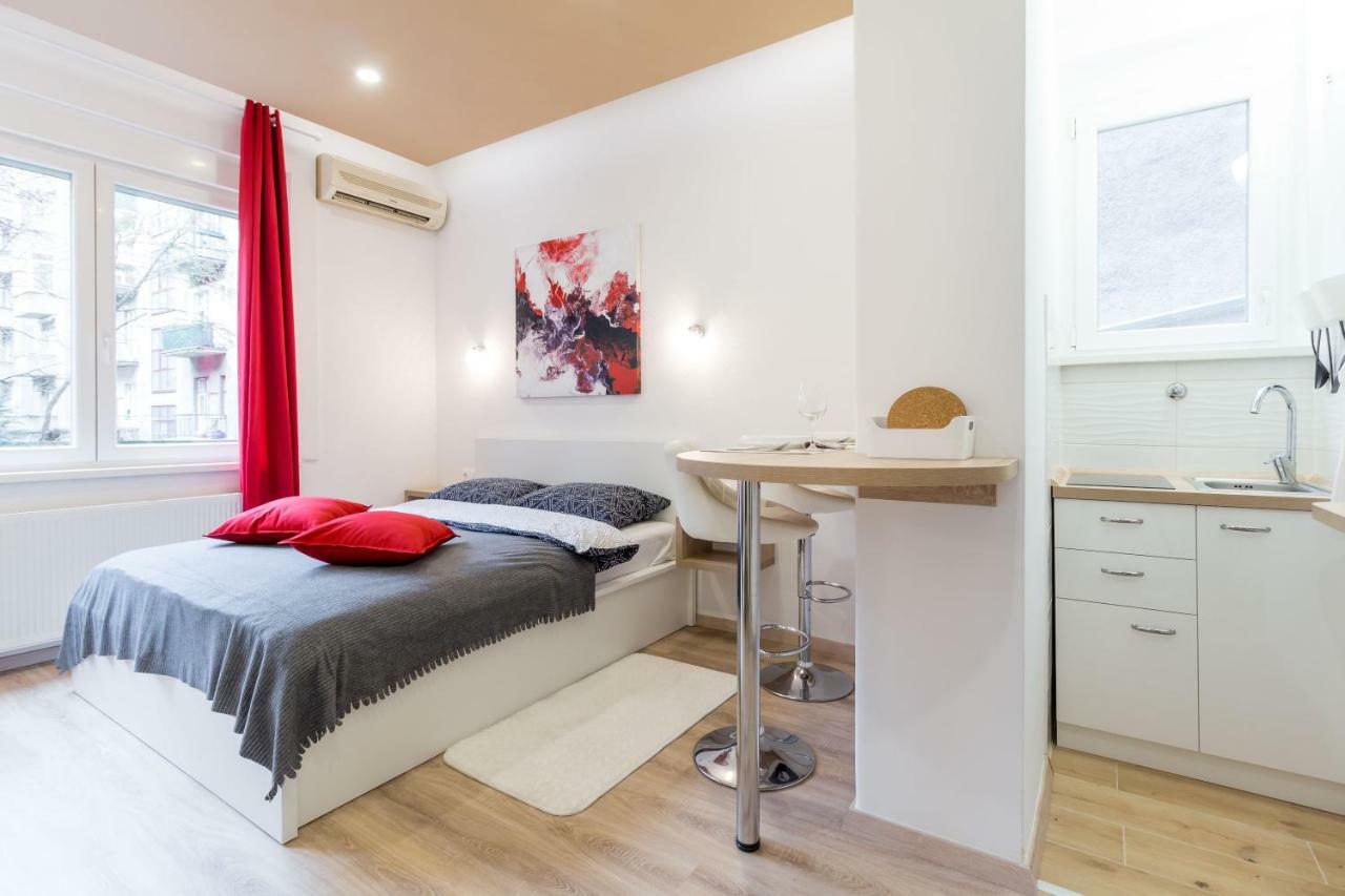 Cosy Romantic Apartment Zagreb Buitenkant foto
